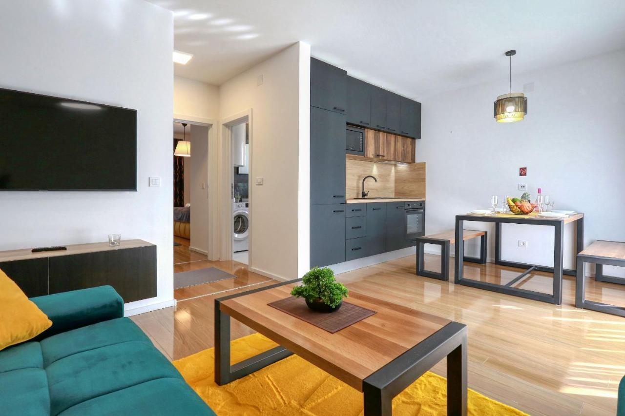 Luxury Apartments Hills Vir Zewnętrze zdjęcie