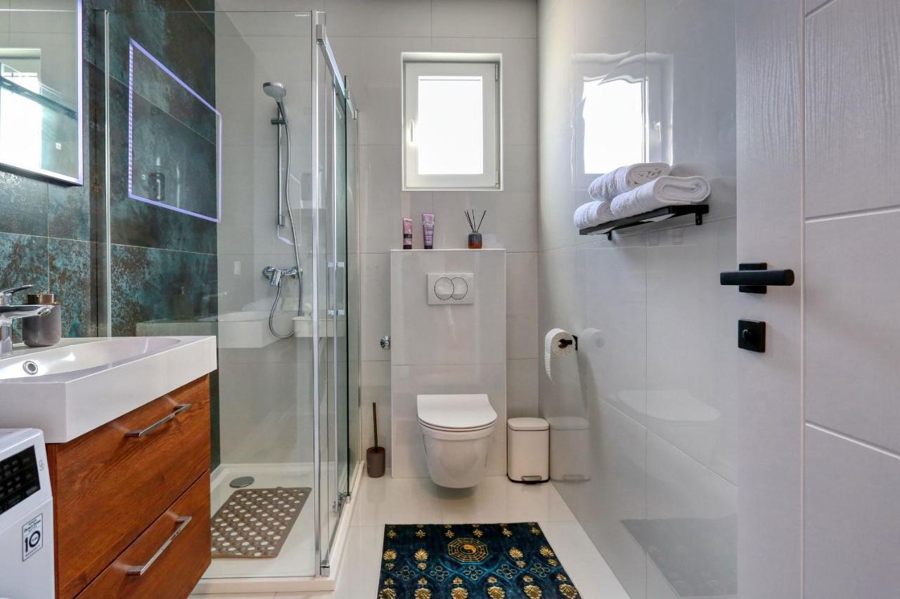 Luxury Apartments Hills Vir Zewnętrze zdjęcie