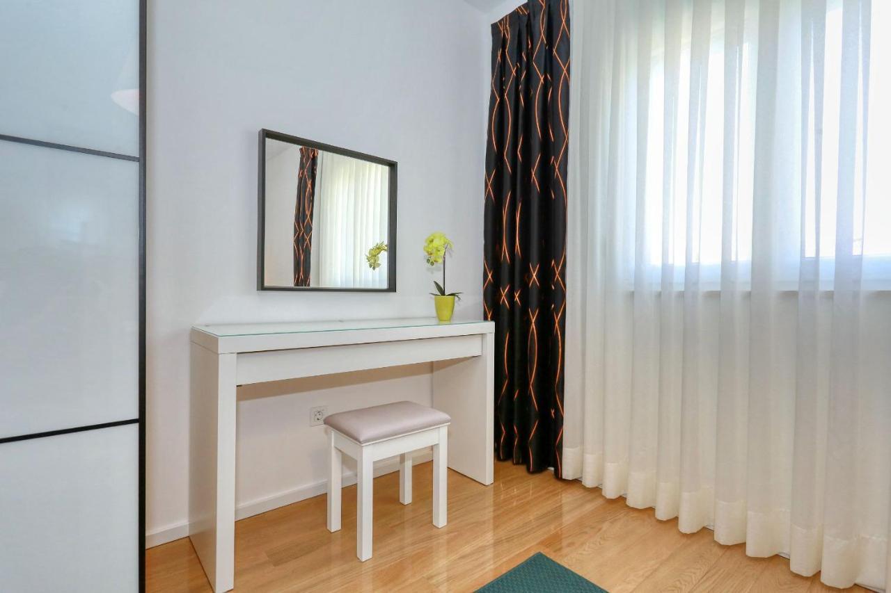 Luxury Apartments Hills Vir Zewnętrze zdjęcie