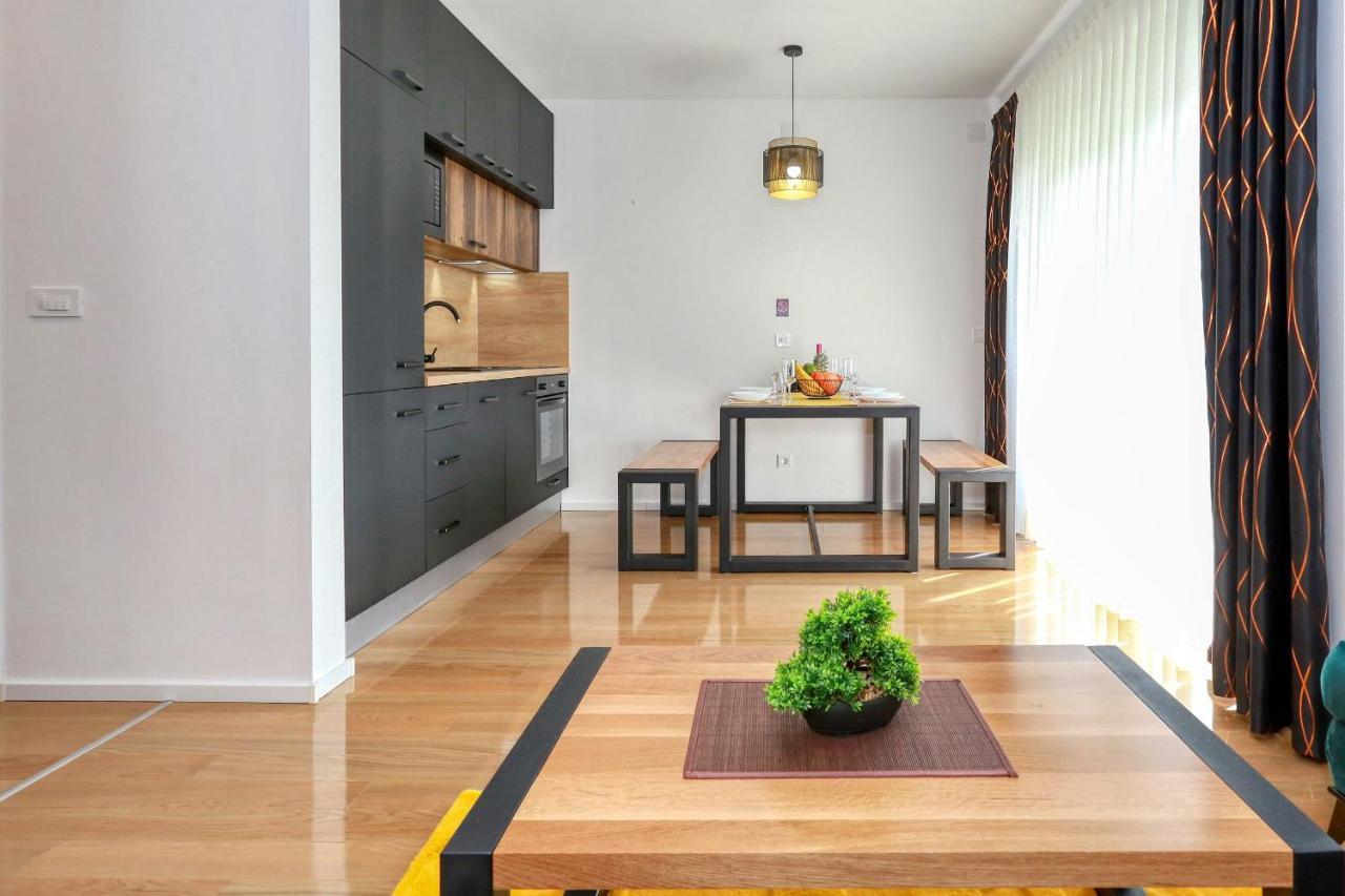 Luxury Apartments Hills Vir Zewnętrze zdjęcie